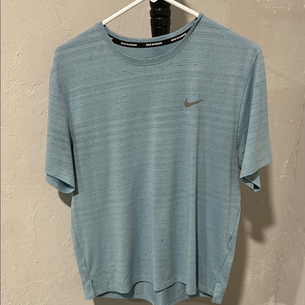 Nike Men's Blue T-Shirt